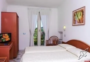 Hotell Bellevue Benessere & Relax 4*